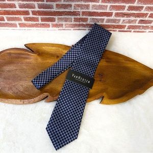 Van Heusen Men’s Silk Tie